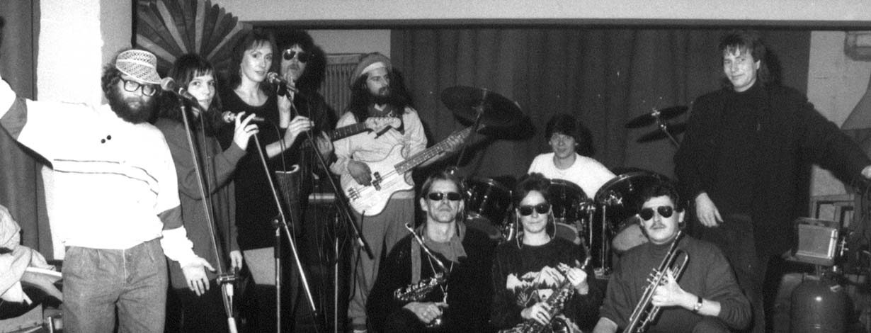 Chico & The Different Style 1990