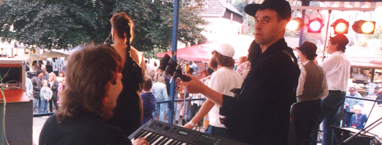 Chico & The Different Style 1990